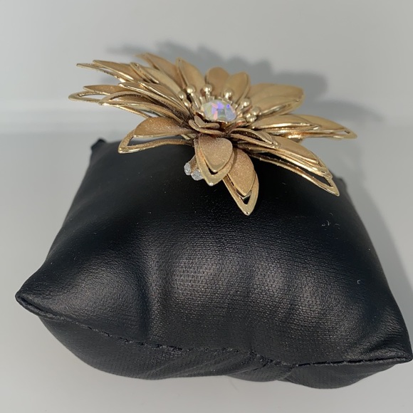 Vintage Brooch - Picture 6 of 8